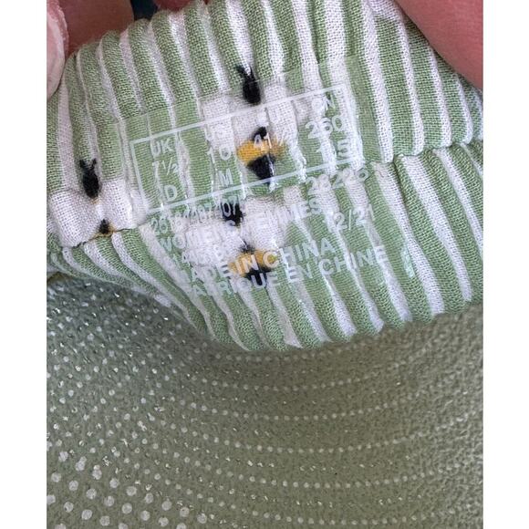 Bumble Bee Clarks Cloudsteppers Women's Sandals/Shoes size 10; Flip flops - Picture 3 of 8